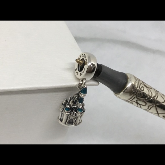 Pandora Jewelry - Pandora Disney Park WDW New Cinderella Castle